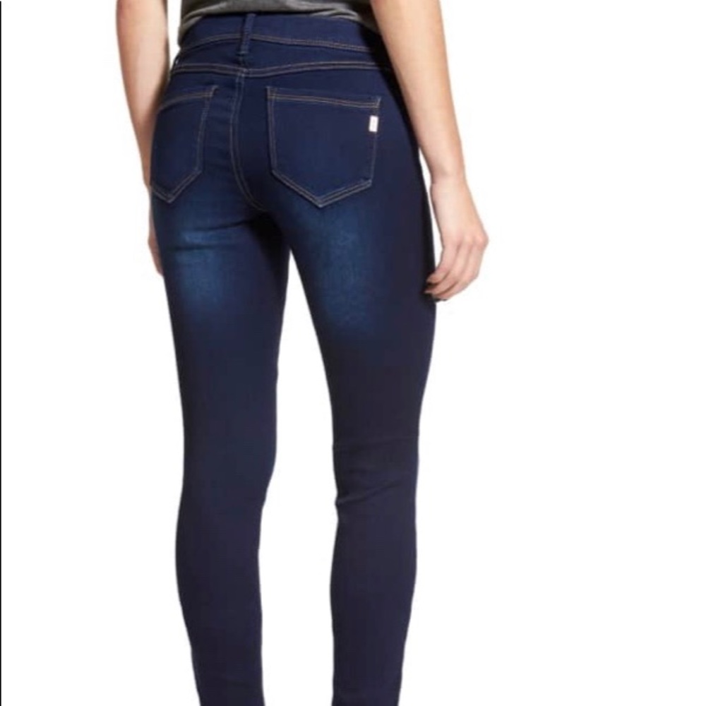 1822 distressed jeans 👖